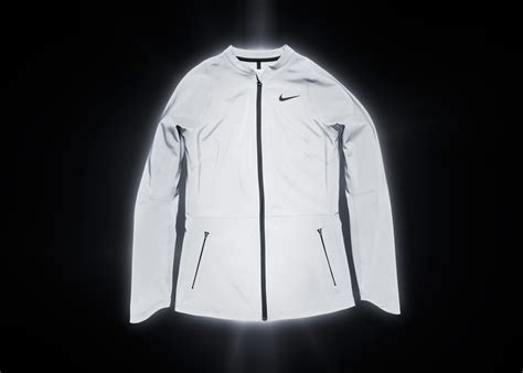 nike reflective jackets